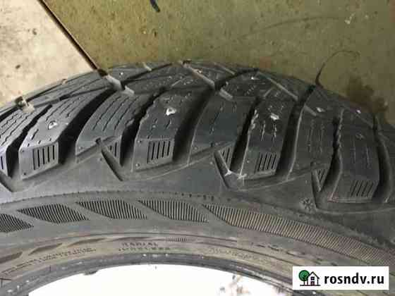 Dunlop 215/65 R16 2шт Локоть