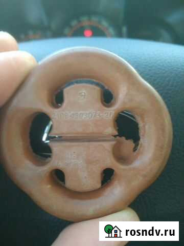 Резиновый держатель глушителя ваз 2108-15 Янино-1 - изображение 1