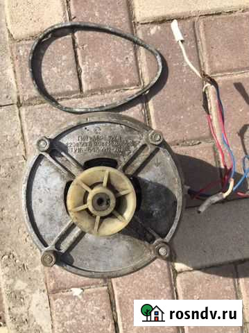 От стиральной машины двигатель Октябрьский - изображение 1