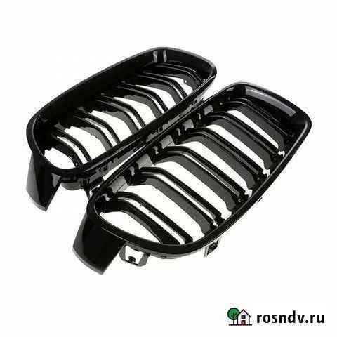 Решётки радиатора BMW M3 F30 F35 ноздри чёрный гля Рославль