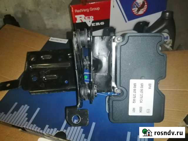 Abs 9.0 bosch 6R0 614 117 AP на vw с кронштейном Донской - изображение 1