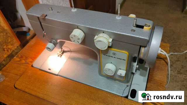 Швейная машина Чайка 142м Томск - изображение 1