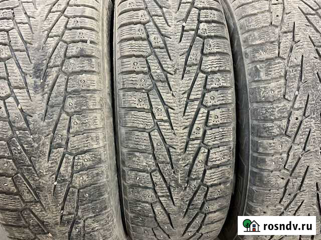 Nokian 235/65 R17 3шт Воркута - изображение 1