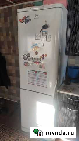 Холодильник бу Белогорск - изображение 1