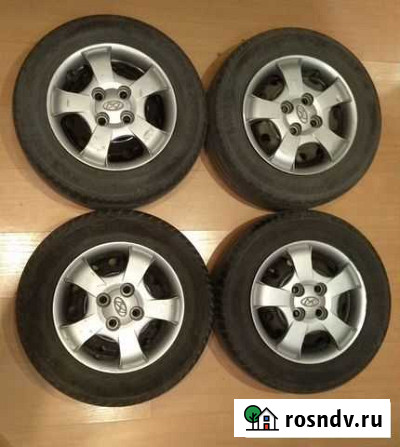 Диски и шины R13 Hyundai Accent Оригинал Губкинский - изображение 1