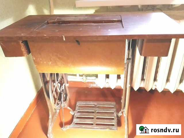 Швейная машинка со столиком пмз рабочая раритетная Оренбург - изображение 1