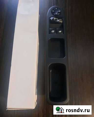 Блок управления стеклоподъемниками пежо 207 Нижняя Тура - изображение 1