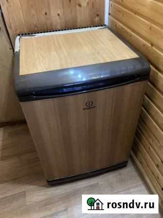 Мини холодильник Indesit TT85 ЛМС - изображение 1