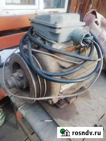 Электродвигатель 380в, 4 кВт, 950об/мин Рубцовск - изображение 1