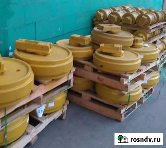 R210LC-7 направляющее колесо 81N6-13010BG Кемерово - изображение 1