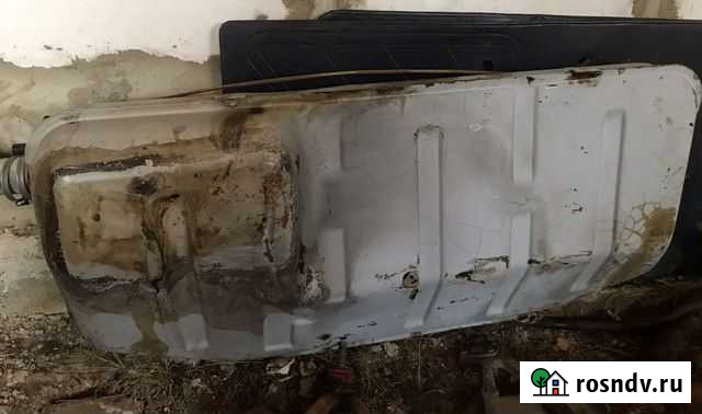 Топливный бак б\у Россошь - изображение 1