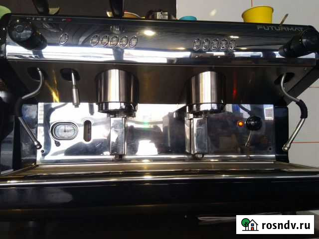 Профессиональная рожковая кофемашина Брянск - изображение 1