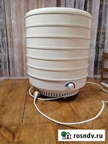 Электросушитель для овощей и фруктов Россошь - изображение 1