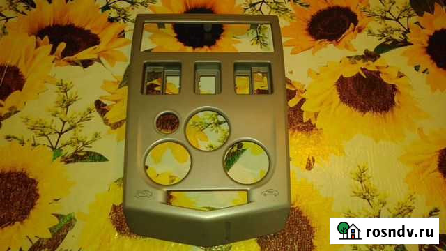 1din рамка для Рено Логан ф1 Кирсанов - изображение 1