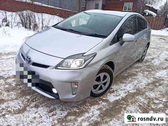Аренда авто под выкуп Toyota Prius 2012г Новосибирск