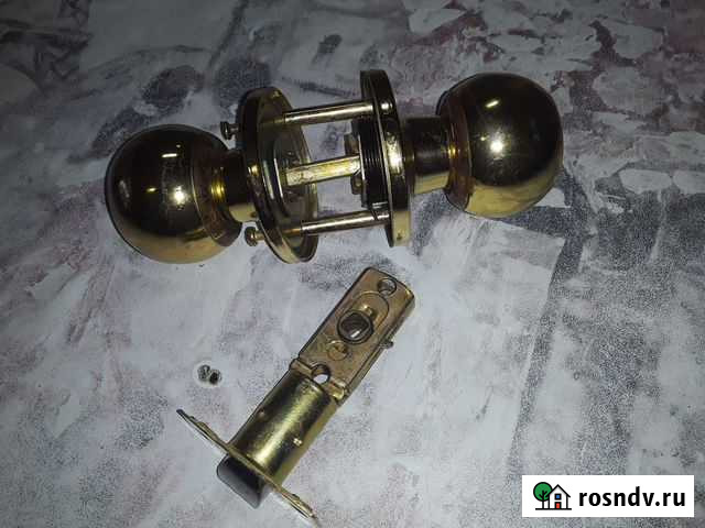 Ручка с защелкой Серов - изображение 1