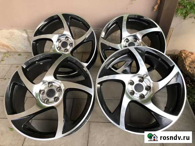 Диски Rinspeed R22 made in Italy + переходник Тарское - изображение 1