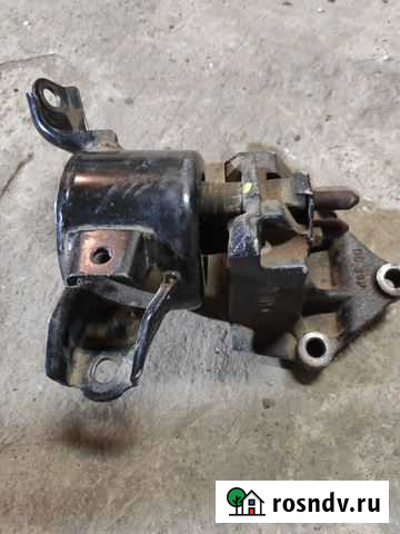 Кронштейн, опора кпп Киа Рио, хундай солярис Лакинск - изображение 1