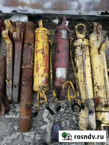 Гидроцилиндры на погрузчик разные Октябрьский - изображение 1