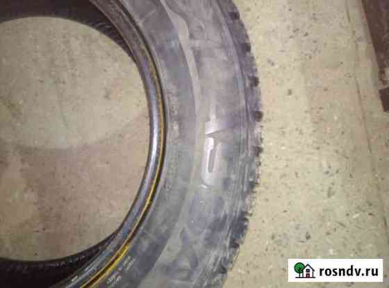 Продам зимнюю резину 215 65 R16 Ухта