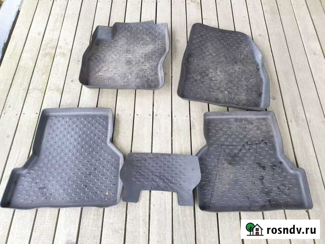 Коврик салона Ford Focus 2 2005-2011 1.8 qqdb 2007 Романовка - изображение 1