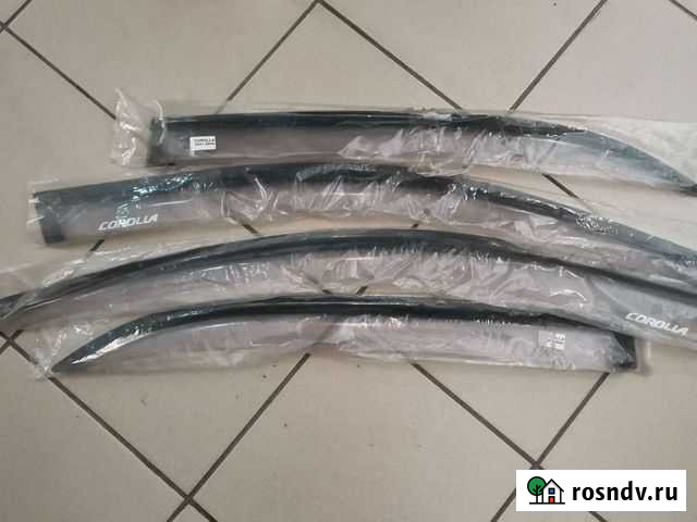 Ветровики toyota corolla 2001-2005г Саяногорск - изображение 1
