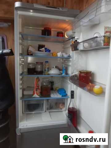 Холодильник indesit Новая Усмань - изображение 1