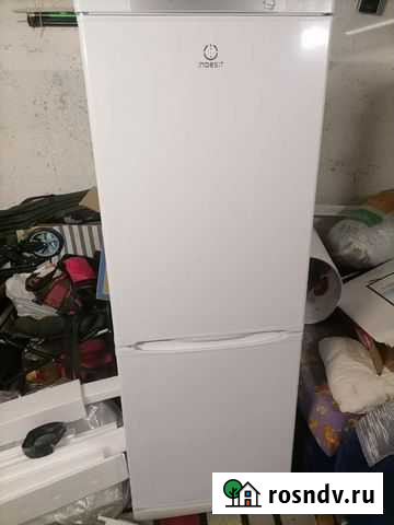 Холодильник бу Петровская - изображение 1