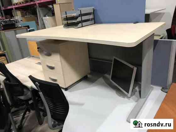 Компьютерные, офисные столы 140х85, металлокаркас Москва