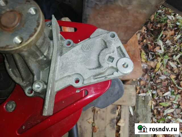 Помпа на Ford 1406479 Детчино - изображение 1