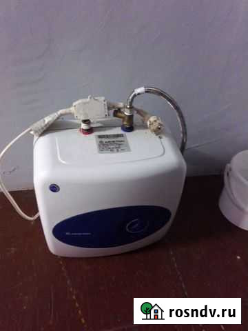 Электрический водонагреватель на 10 литров Гороховец - изображение 1