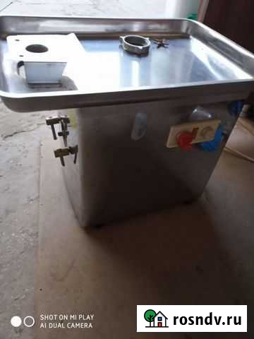 Мясорубка электрическая бу Избербаш - изображение 1