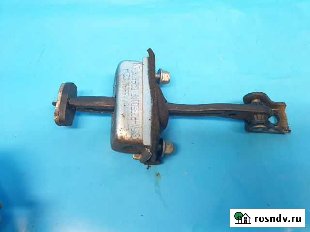 Ограничитель двери Ford C-Max 2003-2010 2.0 aoda Романовка - изображение 1