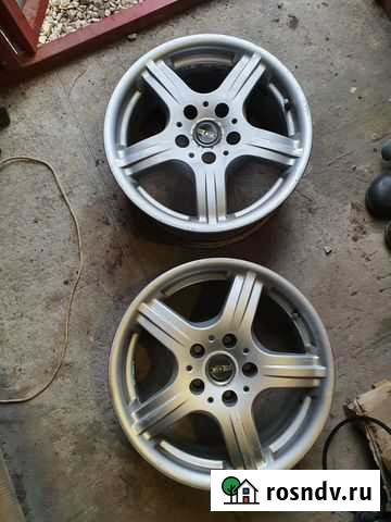 Диски литые r16 5x114.3 2шт стояли на tucson-е Вольск - изображение 1