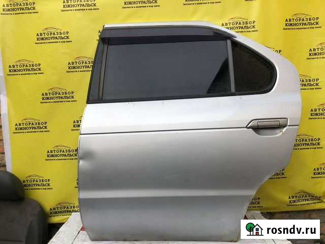 Дверь задняя левая Nissan R nessa N30 1998 Южноуральск - изображение 1