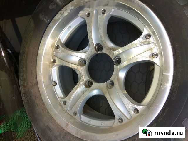 Запасное колесо на УАЗ, Suzuki Escudo. Литой диск Вилючинск - изображение 1