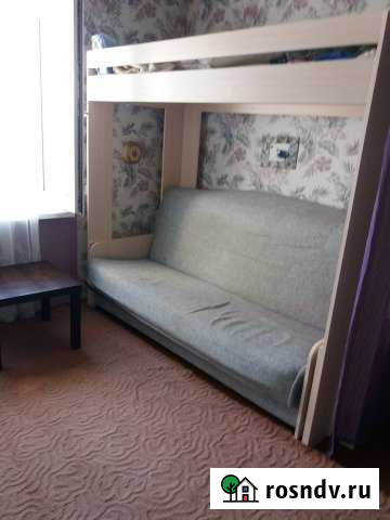 Комната 18 м² в 1-ком. кв., 4/4 эт. в аренду на длительный срок в Великих Луках Великие Луки - изображение 1