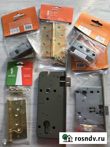 Дверная фурнитура (петли, замки, ручки) Ухта - изображение 1