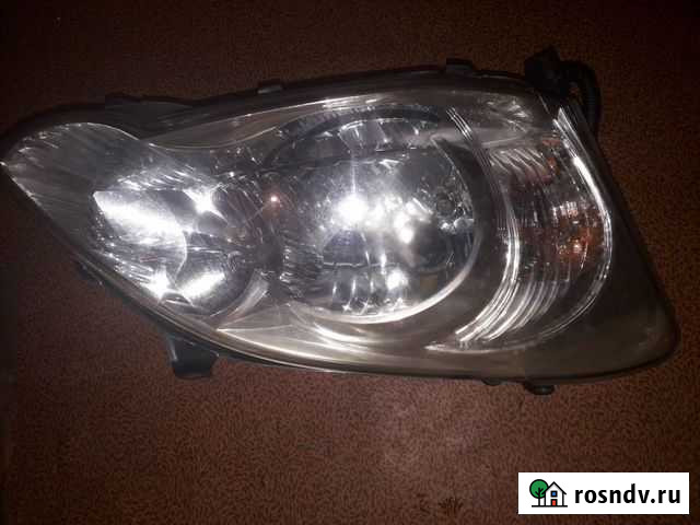 Фара Toyota Corolla, Allex, Runx NZE121 правая Пушкино - изображение 1