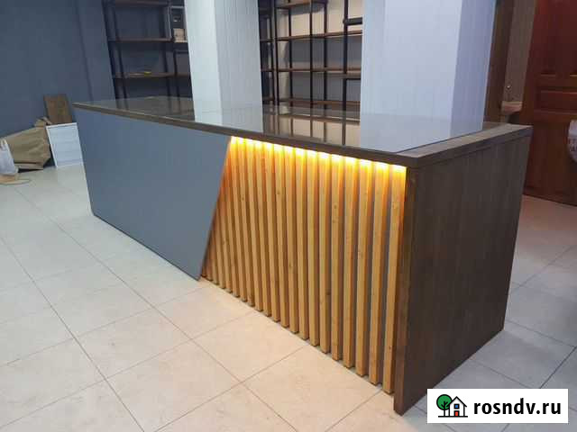 Рабочий стол / ресепшн Владимир - изображение 1