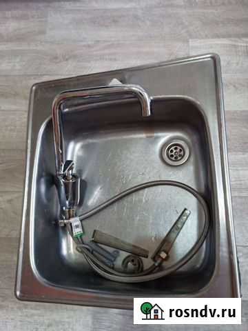 Мойка для кухни бу с краном в хорошем состоянии из Волгодонск - изображение 1