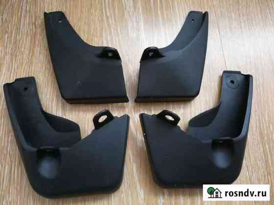Брызговики на Toyota aqua 10 кузов, 2011+ (черные) Белогорск