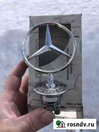 Знак на капот mercedes Вельск