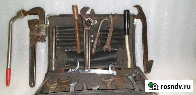 Большой набор ключей в чемодане Волхов - изображение 1