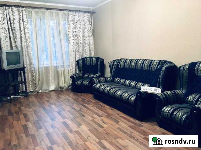 3-комнатная квартира, 61 м², 1/5 эт. в аренду посуточно в Керче Керчь - изображение 1