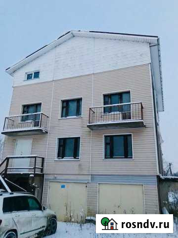 Дом 400 м² на участке 15 сот. в аренду на длительный срок в Санкт-Петербурге Санкт-Петербург - изображение 1