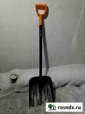Лопата Fiskars Кемерово