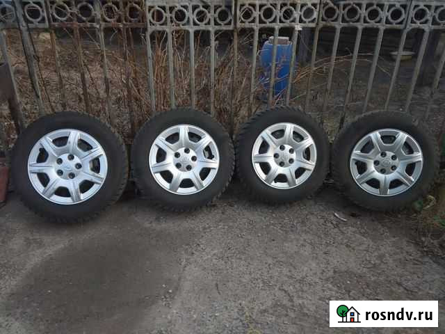 Продам комплект зимней шипованой резины 215/65/R16 Абакан - изображение 1