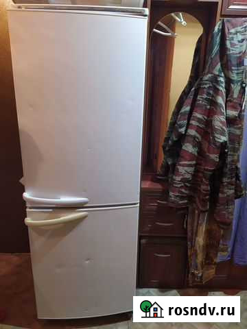 Холодильник atlant бу Владимир - изображение 1