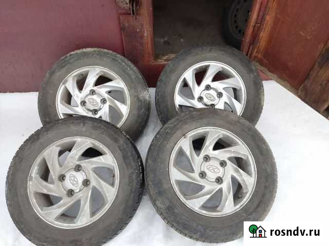Диски R 15 на Hyundai с резиной Toyo летняя Бердск - изображение 1